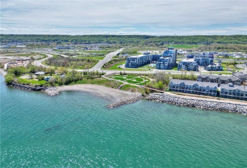 Grimsby-on-the-Lake Waterfront trail