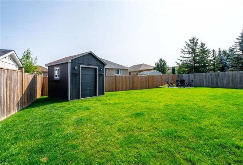 20 MAPLEVIEW Drive, Hagersville, Ontario N0A 1H0, 4 Bedrooms Bedrooms, ,3 BathroomsBathrooms,Residential,Sale,MAPLEVIEW,H4206683