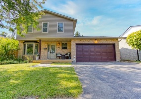 93 BIRCHPARK Drive, Grimsby, Ontario L3M 4M9, 3 Bedrooms Bedrooms, ,3 BathroomsBathrooms,Residential,Sale,BIRCHPARK,H4206373