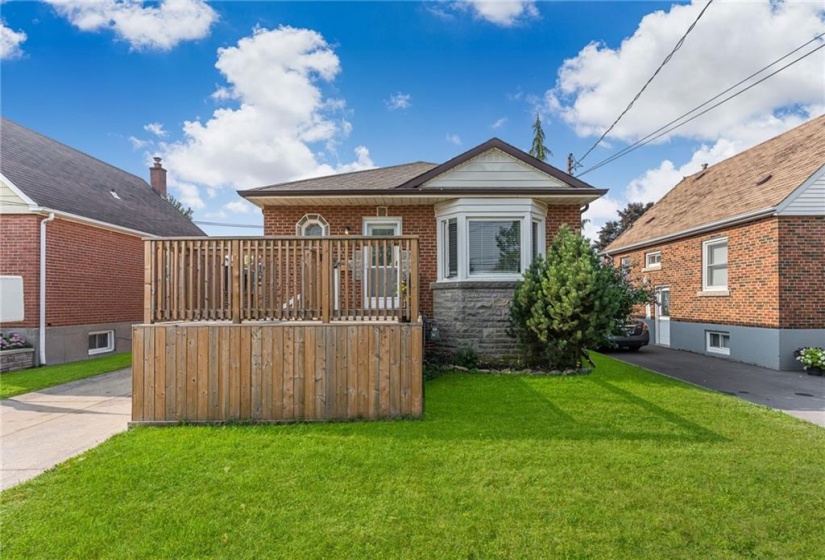 280 Montrose Avenue, Hamilton, Ontario L3M 3N8, 3 Bedrooms Bedrooms, ,2 BathroomsBathrooms,Residential,Sale,Montrose,H4206634