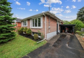 5 HOWARD Avenue, St. Catharines, Ontario L2N 3W8, 4 Bedrooms Bedrooms, ,1 BathroomBathrooms,Residential,Sale,HOWARD,H4205513