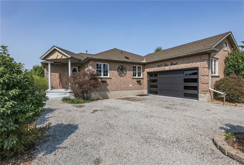 975 Foss Road, Fenwick, Ontario L0S 1C0, 4 Bedrooms Bedrooms, ,2 BathroomsBathrooms,Residential,Sale,Foss,H4206902