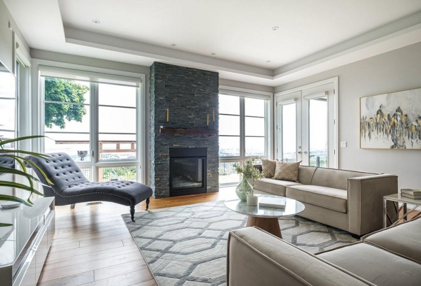 Coffered Ceilings With Accent Lighting