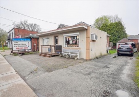 142 EMERSON Street, Hamilton, Ontario L8S 2X9, 4 Bedrooms Bedrooms, ,3 BathroomsBathrooms,Residential,Sale,EMERSON,H4192491